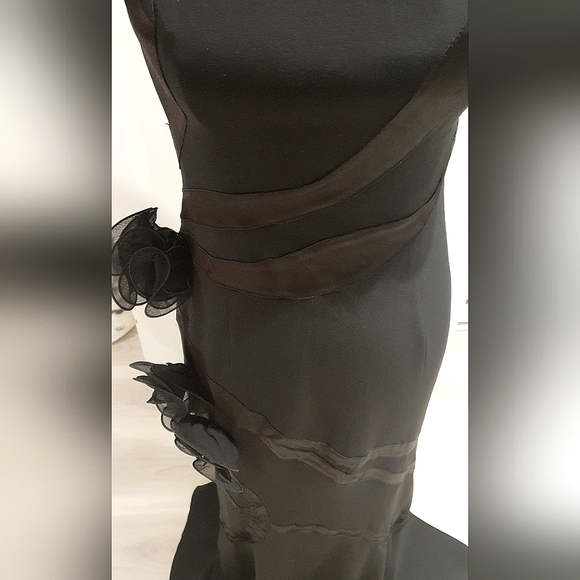 Evening gown - Picture 3 of 5